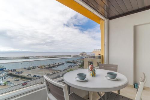 top floor arriaga apartment 804