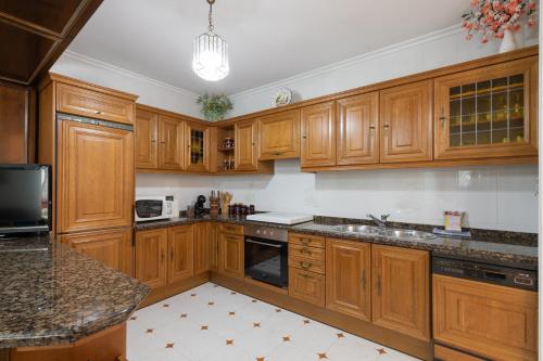 Una cocina o zona de cocina en Jauregi - baskeyrentals