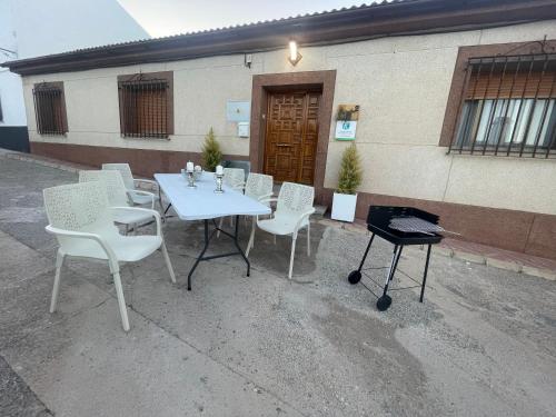 A patio or other outdoor area at Casa Rural La Chicuela