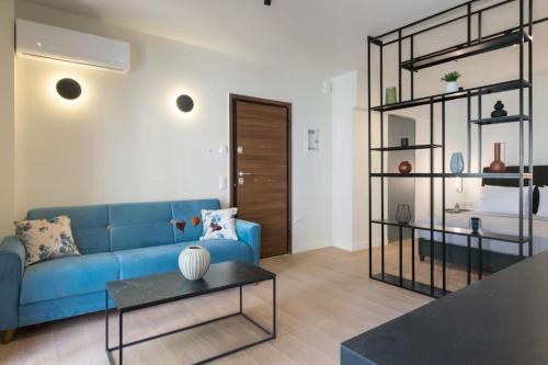 Academy Elegant Apartment #202