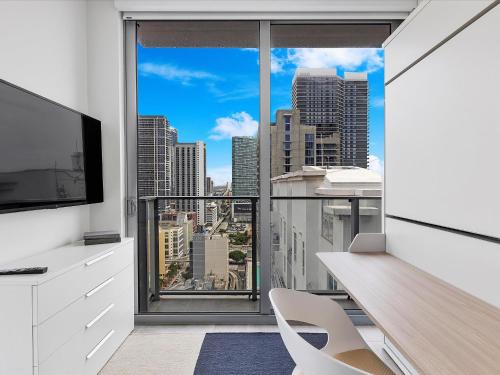 SPECIAL OFFER - Miami 2BR - 1 & Half Bath - Steps to Kaseya Center photo 33