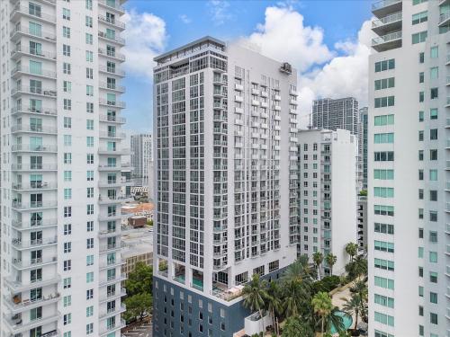 SPECIAL OFFER - Miami 2BR - 1 & Half Bath - Steps to Kaseya Center photo 56