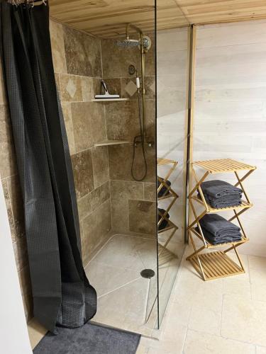 Ένα μπάνιο στο maison Saint Berain sur Dheune