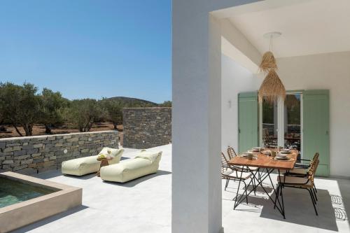 Χώρος καθιστικού στο Olivine Paros Villas