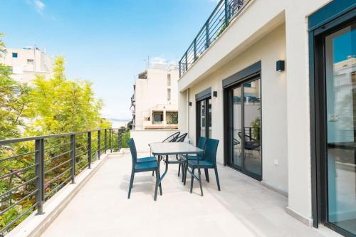 Academy Elegant Apartment #301 / Stunning Terrace