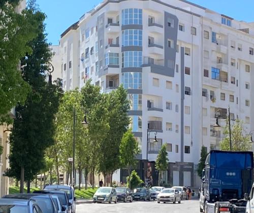 Το κτήριο όπου στεγάζεται  το διαμέρισμα