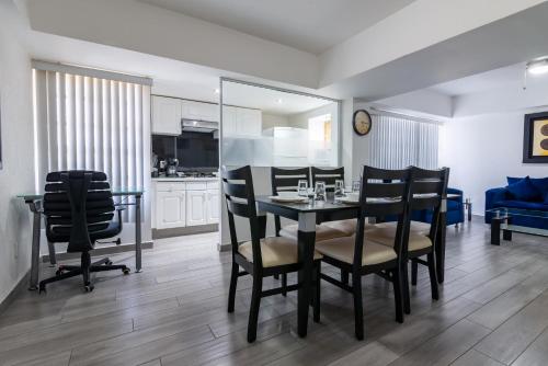 Kuchyň nebo kuchyňský kout v ubytování European Life Style Executive Suites