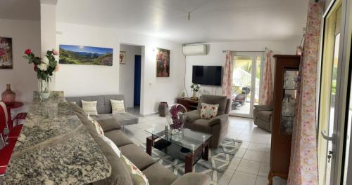 Dyna 2 bedroom house