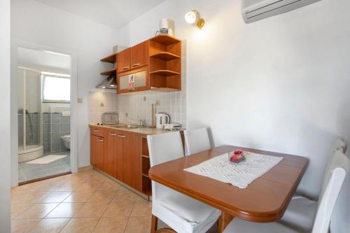 Gallery image of Apartments & Restaurant Barun Sibenik in Šibenik