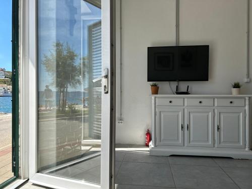 Apartment Eva Kaliにあるテレビまたはエンターテインメントセンター