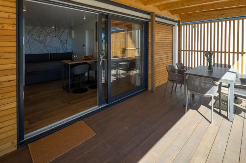 Balkón nebo terasa v ubytování Camp Vransko lake - Mobile homes