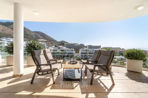 HigueronRentals Golden Sunrise