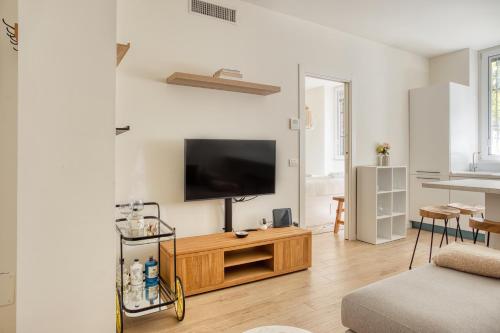 Hostmate - Milano - Anelli 1 - Crocetta