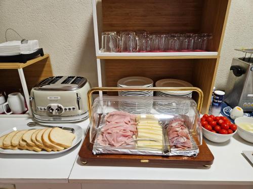 B&Bの敷地内または近くでの食事または食べ物
