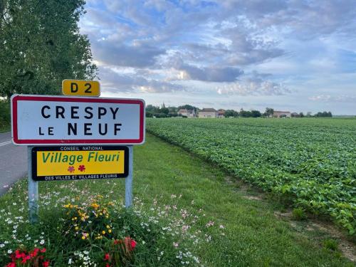 Sijil, anugerah, tanda atau dokumen lain yang dipamerkan di Gîtes du Château de Crespy
