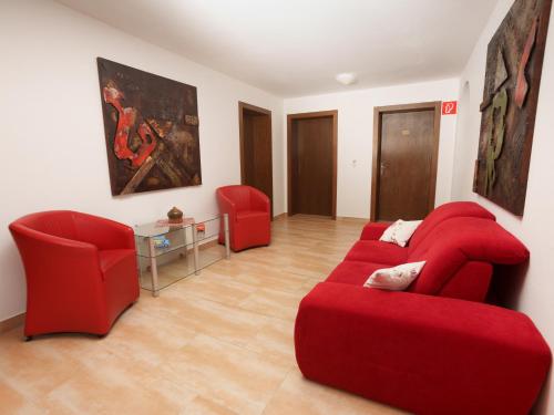 Ruang duduk di Hotel Künstleralm