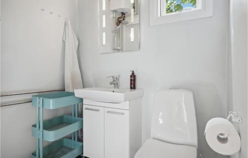 Gallery image of Awesome Home In Odder With Wifi in Odder