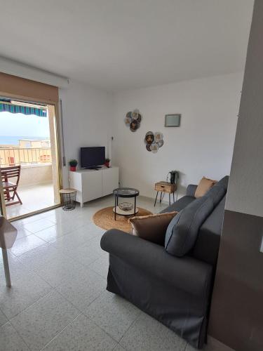 Appartement très sympa vue mer 50 m de la plage proche centre ville piscine wifi
