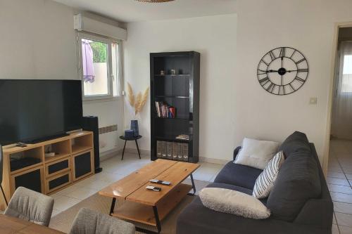 Apartment with balcony - 10 mins from town center (Montpellier) –  oppdaterte priser for 2023
