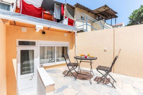 Vita Portucale ! Bright Campo Ourique w/ Terrace