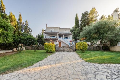 Harmony Garden Retreat near Corfu Town