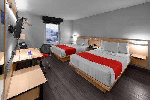 Katil atau katil-katil dalam bilik di City Express by Marriott Ciudad Juárez