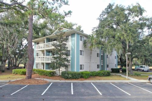 Cute 2 bedroom, 2 bath Condo at Folly Field Beach photo 11
