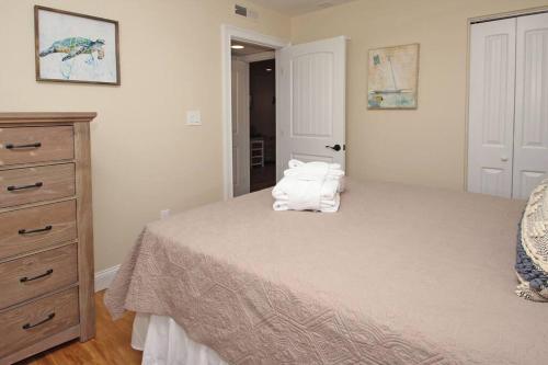 Cute 2 bedroom, 2 bath Condo at Folly Field Beach photo 36