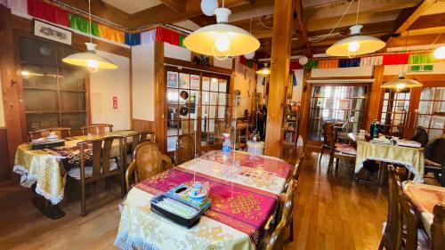 Restoran atau tempat lain untuk makan di ペンションminiモンゴル