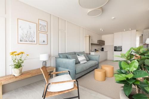Η κουζίνα ή μικρή κουζίνα στο Solaris Apartments Close to the Beach by Noclegi Renters