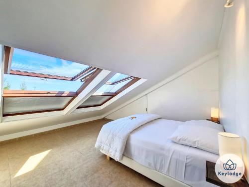 Ảnh trong thư viện ảnh của Mosala 5 - T3 duplex de 50 m2- pieds dans l'eau - Saint-Leu ở Saint-Leu