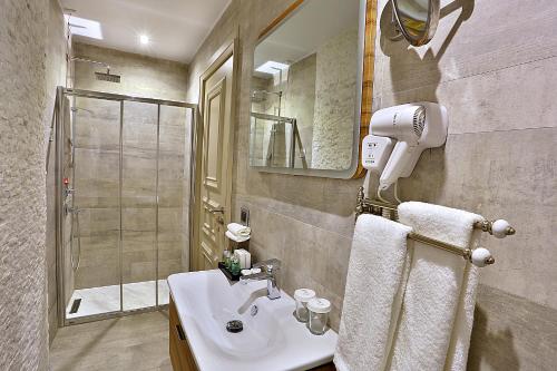
Ванная комната в Taxim Lounge Hotel Special Category
