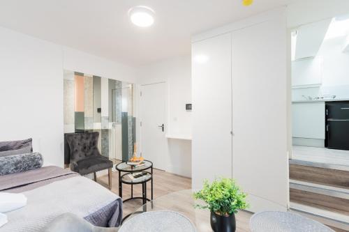 Kuchyň nebo kuchyňský kout v ubytování Stylish Studio near Kensal Green (E)