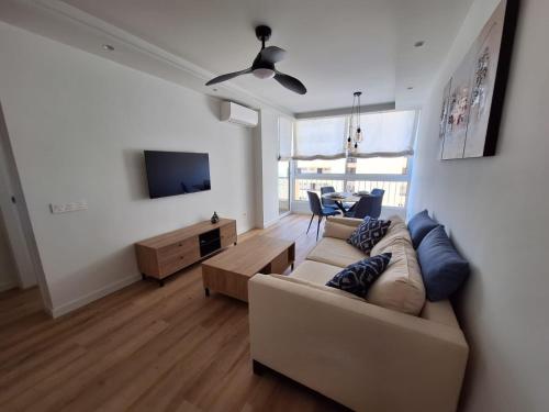 SEAFRONT APARTMENT