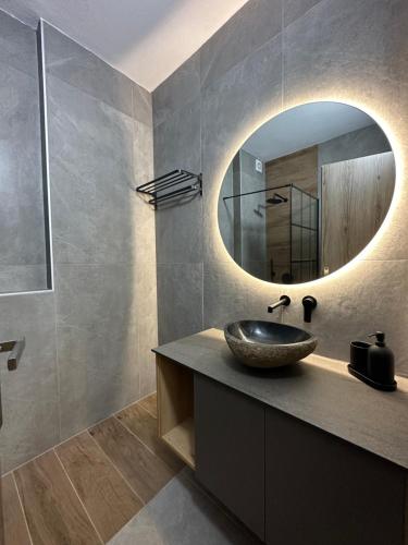 Vannas istaba naktsmītnē Top Line & Modern Apartments in Ioannina