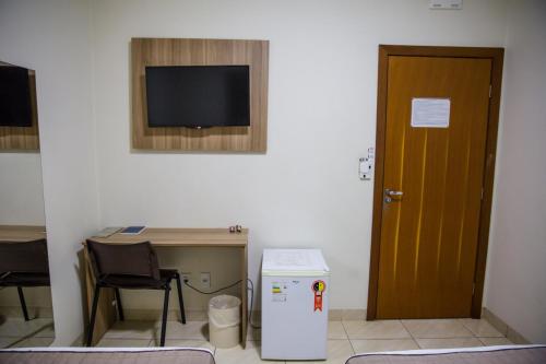 Μια τηλεόραση ή/και κέντρο ψυχαγωγίας στο Revitalle Hotel