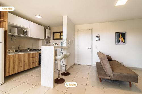 Dapur atau dapur kecil di Apto com linda varanda no VG Sun Cumbuco por Tactu