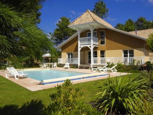Villa near Lacanau-Océan with Private Pool