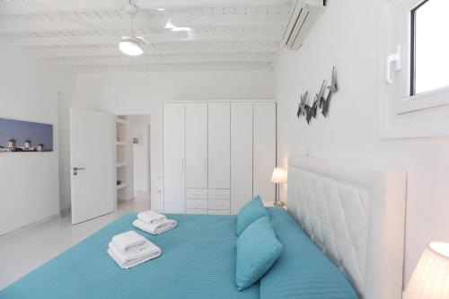 Photo de la galerie de l'établissement Adikri Villas & Suites, à Tourlos