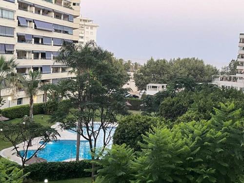 Marbella Piso en casco junto a playa Piscina in summer season