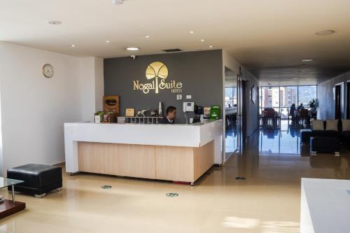 Hall ou réception de l'établissement Nogal Suite Hotel Ipiales