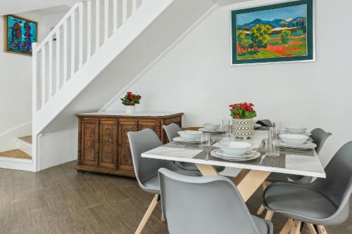 Foto Maison charmante avec jardin et parking offert Paris St Cloud 1