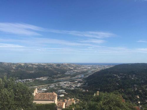 3 pièces dans le ciel