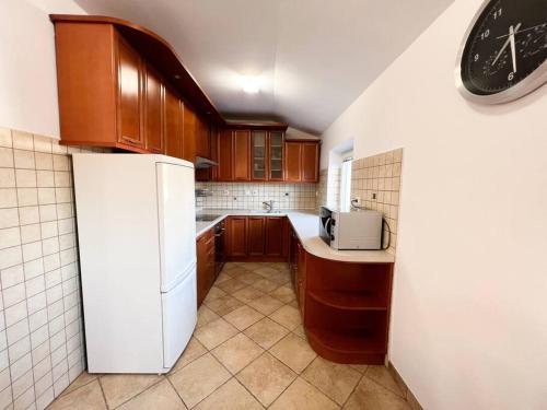 Kuchyň nebo kuchyňský kout v ubytování Casa Familiaris