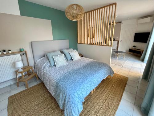 Photo de la galerie de l'établissement La Villa des Dards, à Miribel