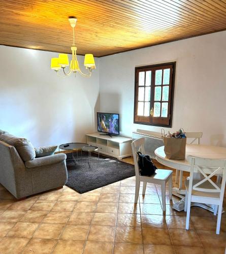 Apartamento en Estavar (Llívia) – Photos 2