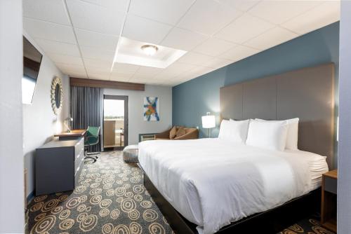 Regency Miami Airport by Sonesta Image