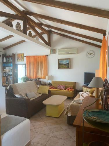 Foto VILLA LARGIA porto vecchio - A 5 MIN DES PLAGES DE PALOMBAGGIA - CALME- CLIMATISATION 5
