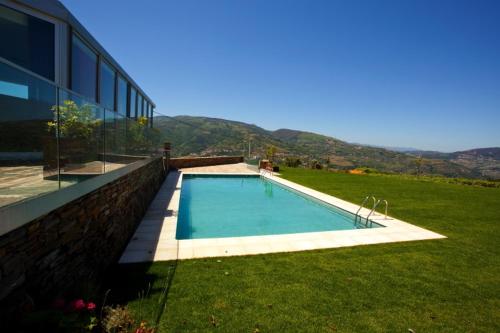 Swimmingpoolen hos eller tæt på Casa Da Quinta De Vale D' Arados
