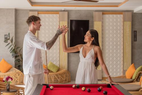Επισκέπτες που μένουν στο SKYVIEW Resort Phuket Patong Beach
